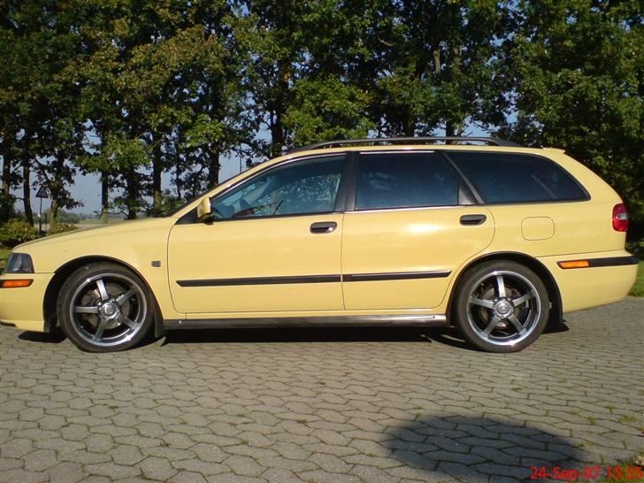 Volvo V40 2.0T SOLGT billede 3