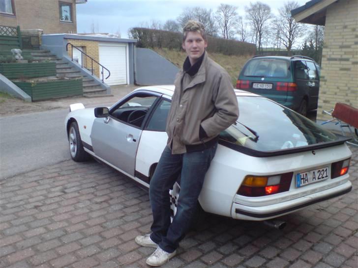 Porsche 924 - ja det er mig der såt ved siden a "vilddyret" billede 4