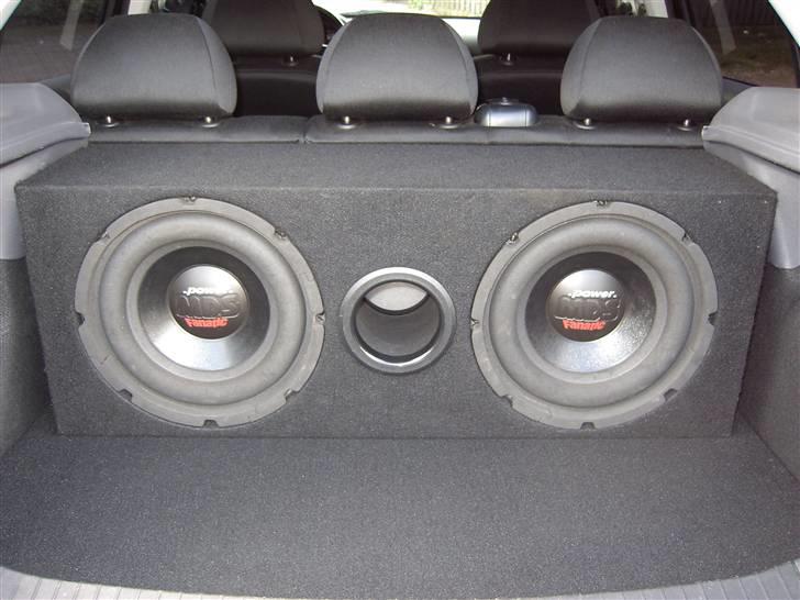 Seat Leon 1.8 Turbo //BYTTET// - Mit anlæg som det så ud tilsidst. Alt i Alpine type R Serie. Og Mds. Spillede vildt.. billede 18