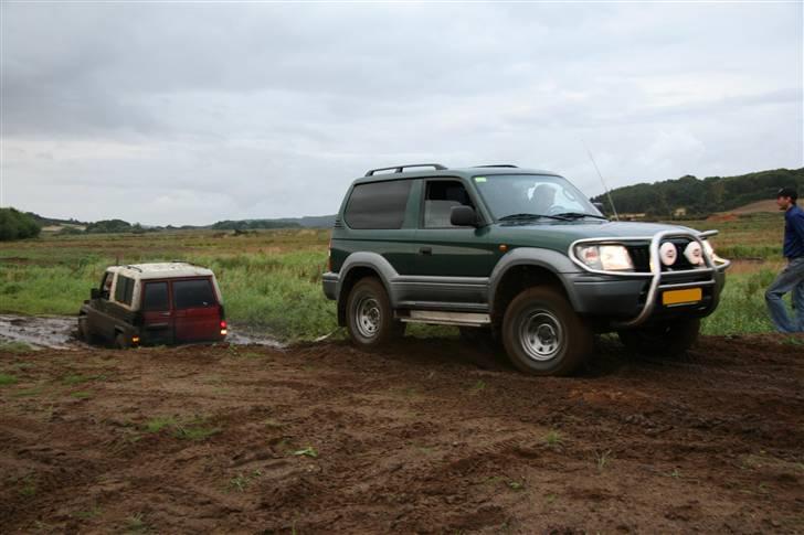 Toyota Landcruiser GX90 - henrik i sin Bj 73 får lidt hjælp af GXén billede 13