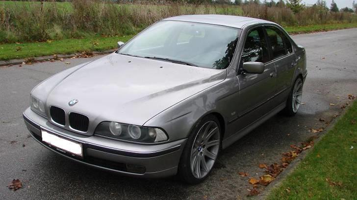 BMW E39, 528i billede 3