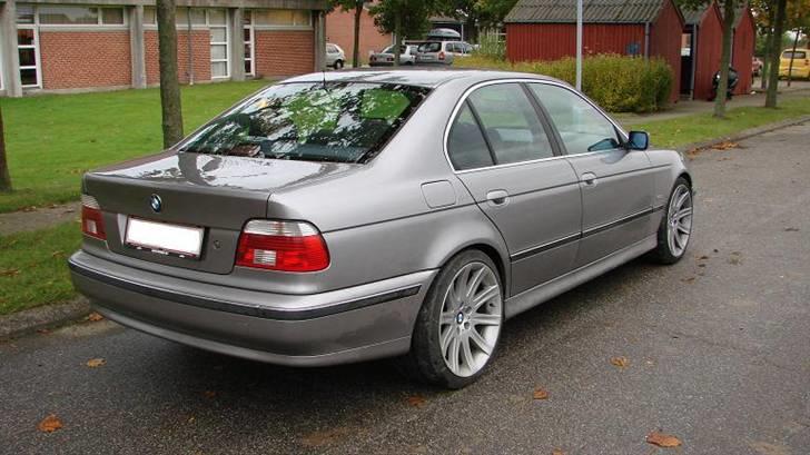 BMW E39, 528i billede 6