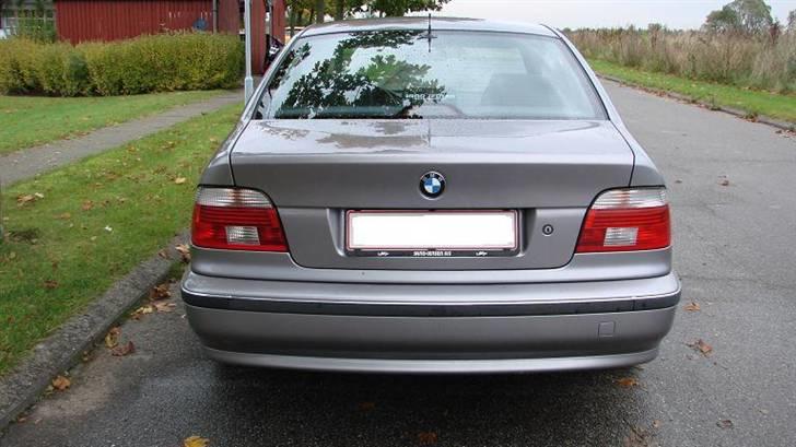 BMW E39, 528i billede 7