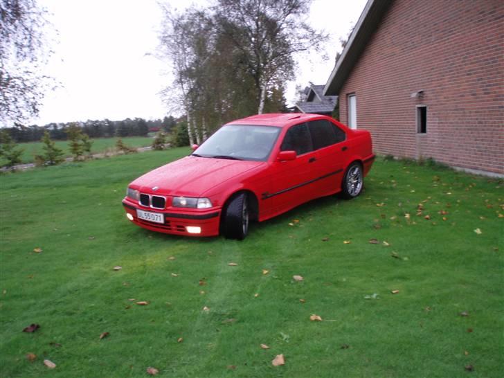 BMW E 36 325 slogt billede 1