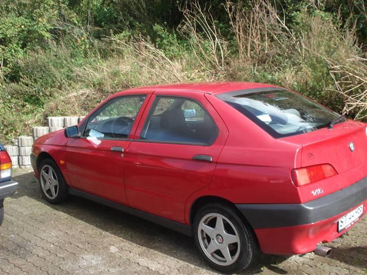 Alfa Romeo 146 billede 4