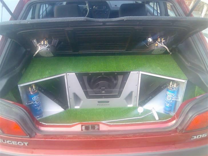 Peugeot 306 XS solgt den 7-2-2008 billede 8