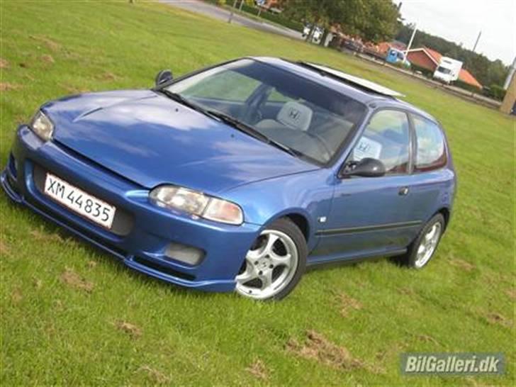 Honda Civic Vtec-E Totalskadet* billede 1