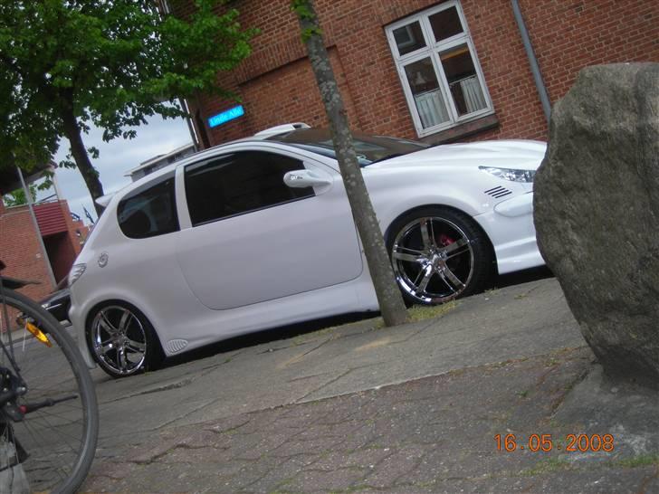 Peugeot  206  ( SOLGT ) billede 1