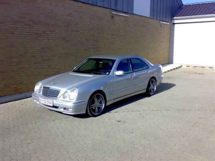 Mercedes Benz E220 CDI  ***SOLGT*** billede 3