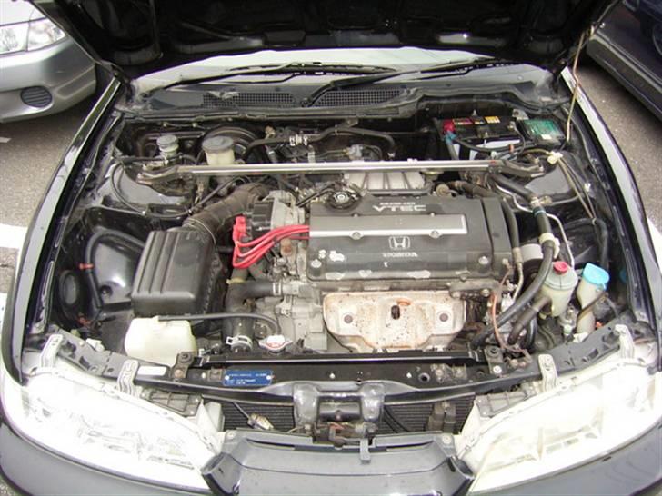 Honda Integra SiR-G (solgt) - Lækker 1,8L maskine med DOHC VTEC billede 4