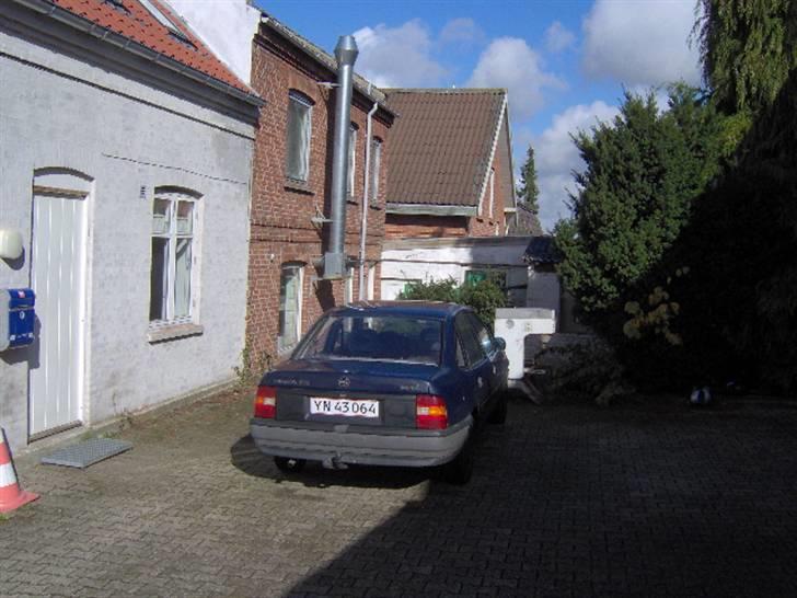 Opel vectra  DØD 25/02 2008 billede 2