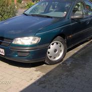 Opel Omega 2,0 (solgt) !?!