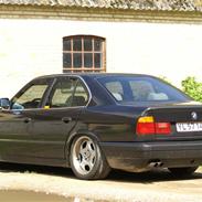 BMW 525 i Limosine E34