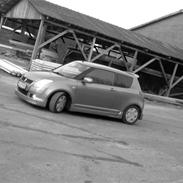 Suzuki Swift 16V