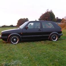 VW Golf 2 total skadet :(