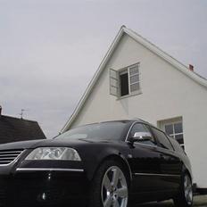 VW --Passat Tdi Highline-- 