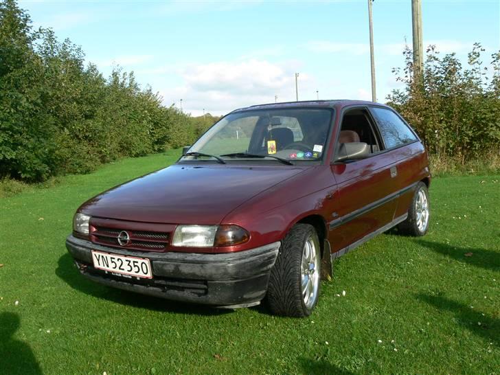 Opel astra f *SOLGT* billede 1