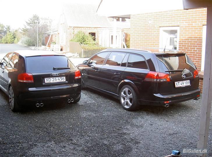 Audi A3 - 20"  - SOLGT - Farmand prøver os, men dog kun med 18" og 2 potter :-P billede 13