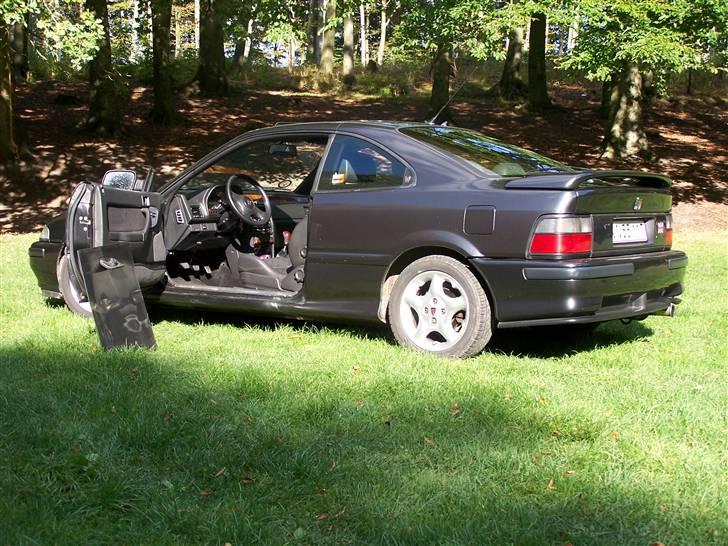 Rover 220 Tomcat væk billede 1