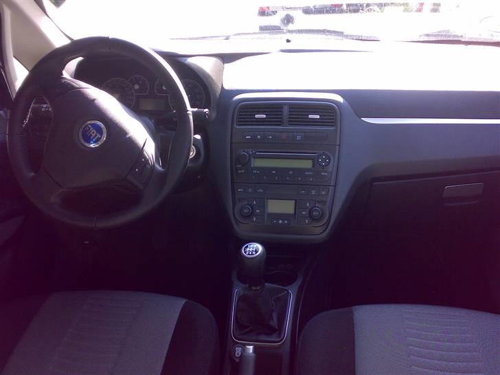 Fiat Grande Punto JTD (SOLGT) billede 4