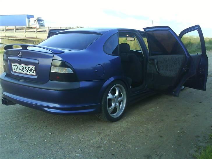 Opel Vectra B SOLGT billede 8