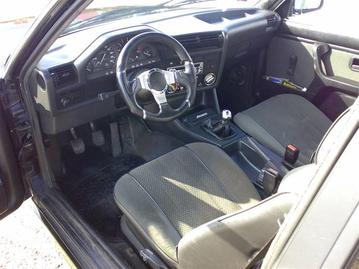 BMW e30 (solgt) billede 13