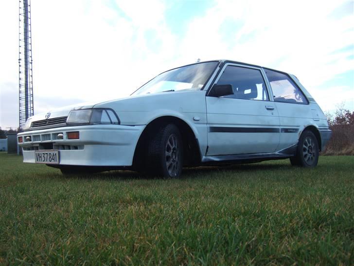 Toyota Corolla DX 1.3 - Solgt billede 7