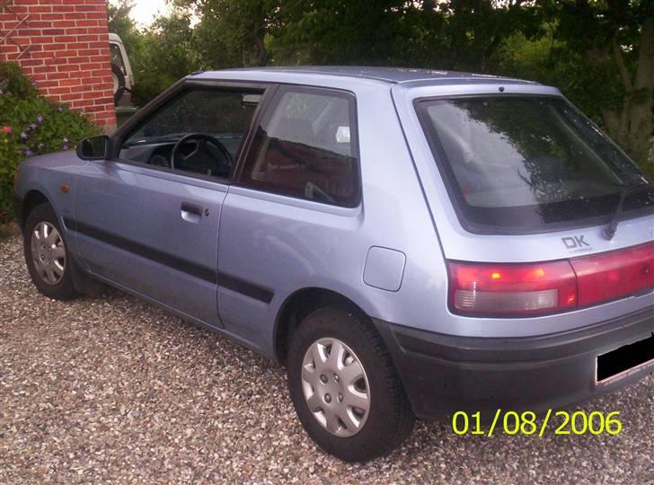 Mazda 323 BG   -(SOLGT)- billede 5