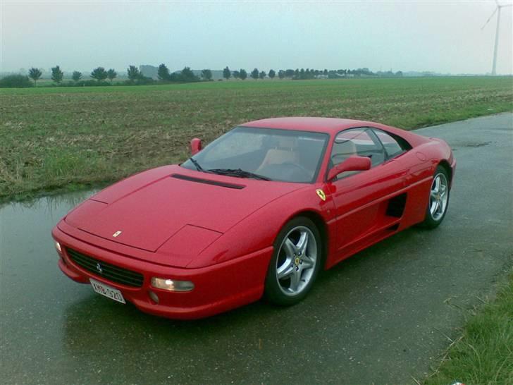 Ferrari 355 -GTB -  - På vej hjem en trist regnvejres dag. Det er hvis os den eneste gang hun har kørt i regnvejre. billede 13