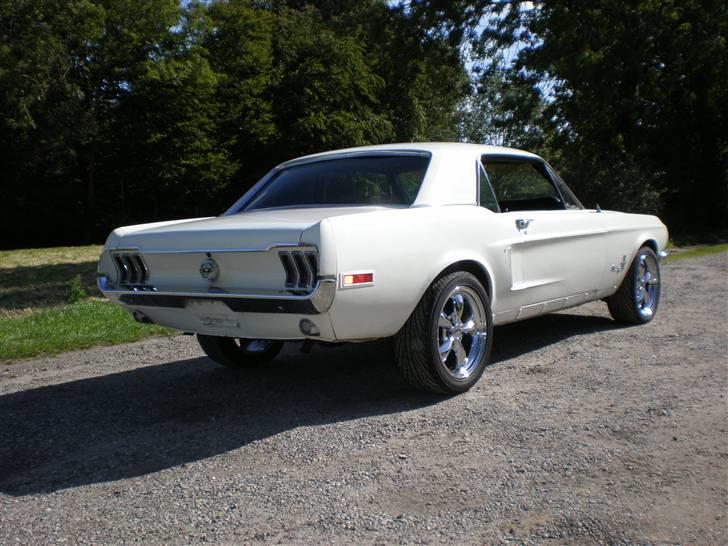 Ford Mustang HT --SOLGT-- billede 2