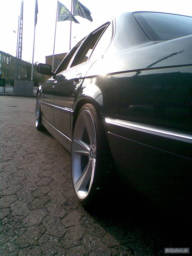 BMW 735 E38  21" billede 8