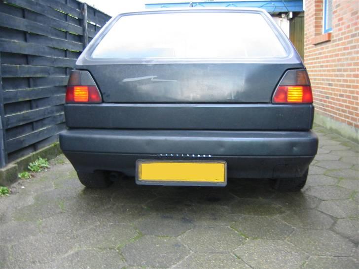 VW Golf || 1,6 GTD SOLGT - røven med diode lys ved nummerpladen billede 14