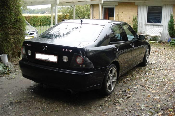Lexus IS200 Sport *Solgt* billede 9