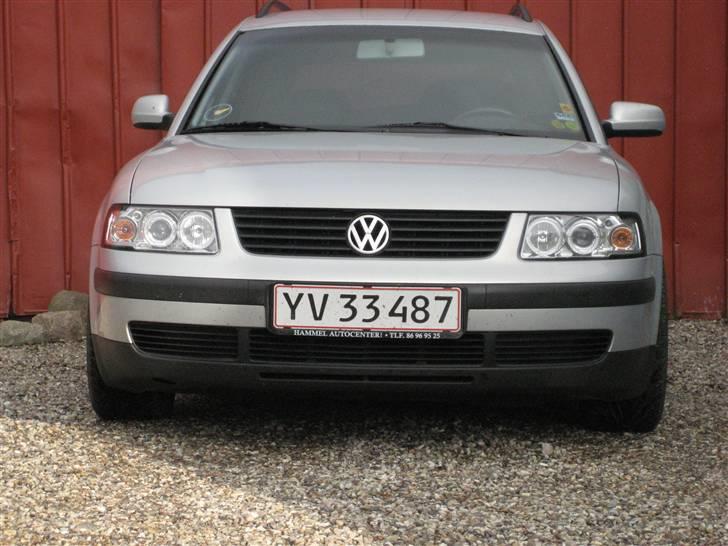VW passat 1,8 20vT st.car so - med gammel orginal grill billede 2