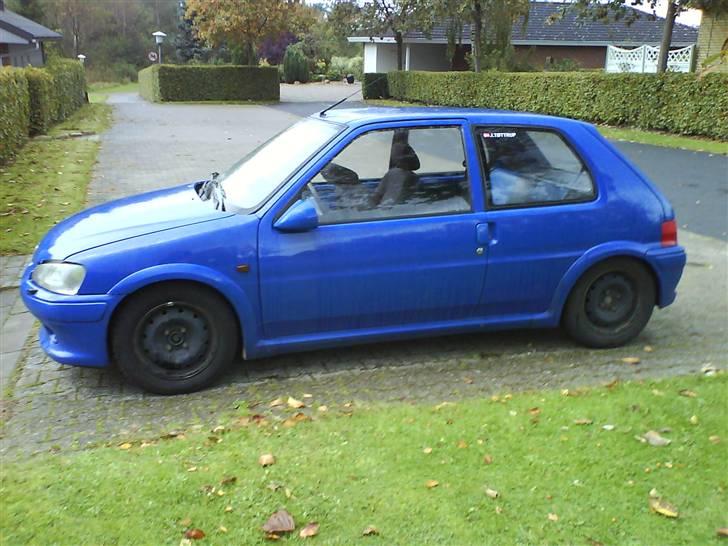 Peugeot 106 rallye 1,6 solgt - halv dårligt vejr den dag billede 1