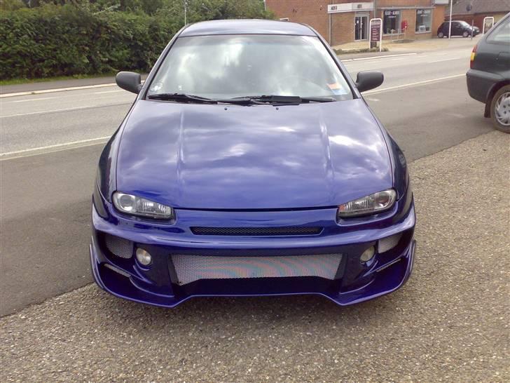 Mazda 323 F billede 3