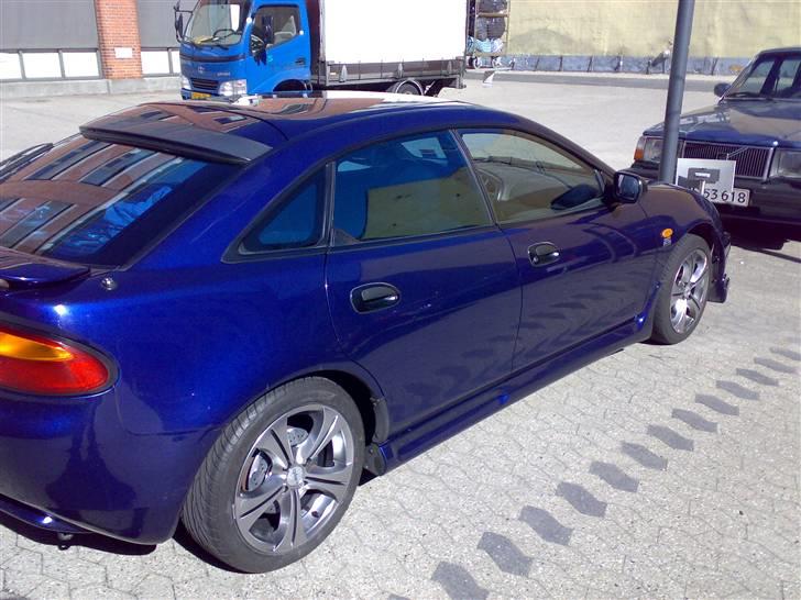 Mazda 323 F billede 9