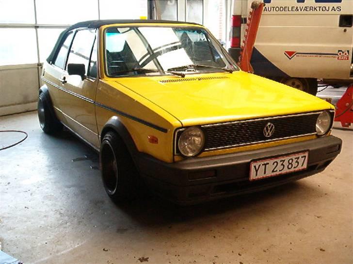 VW golf 1 cabrio SOLGT billede 1