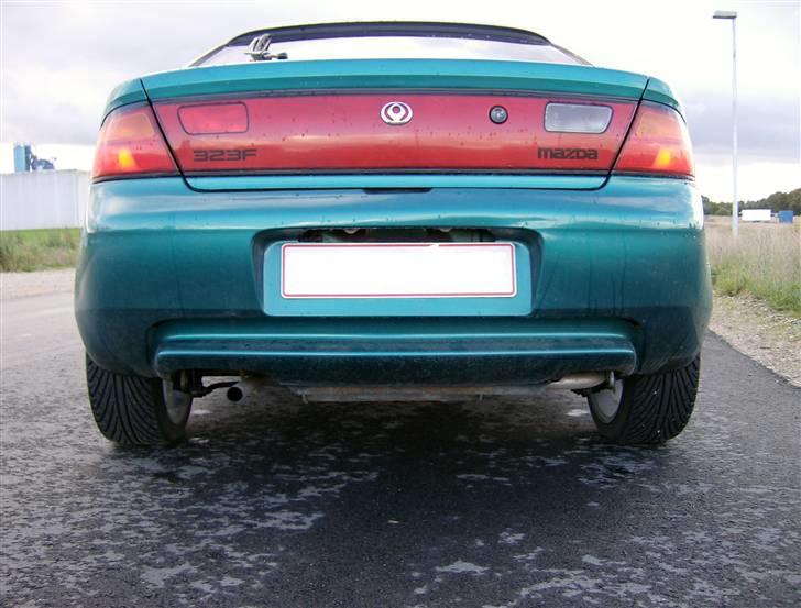 Mazda 323F * R.I.P *  billede 12