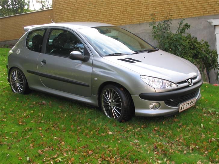 Peugeot 206 billede 3
