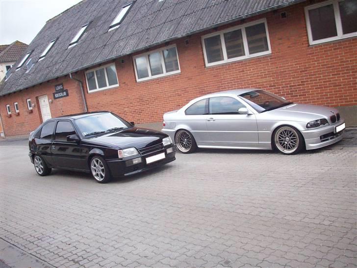 Opel Kadett e 1.3s (SOLGT) - Her sammen med min kærestes BMW... billede 16