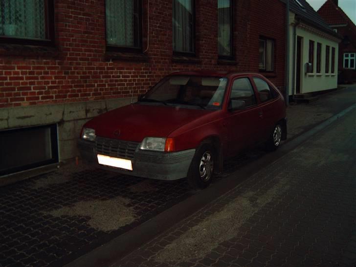 Opel Kadett e 1.3s (SOLGT) - Som den så ud da min kæreste og jeg købte den, før den blev synet og lavet i stand... billede 17