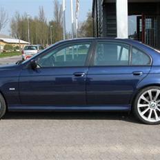 BMW 540i