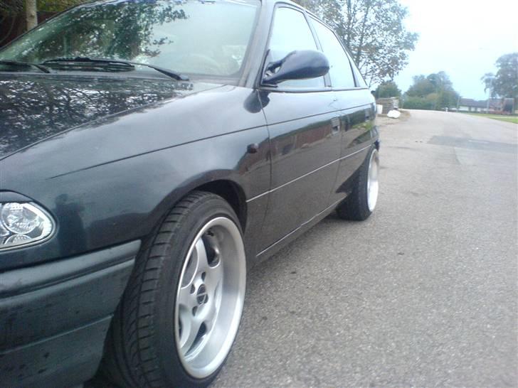 Opel astra 1,6 i-se solgt ! billede 2