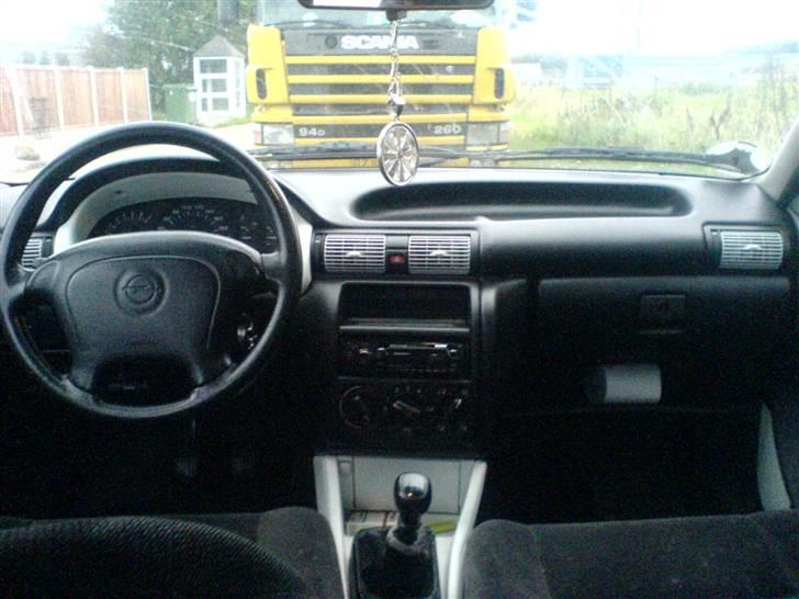 Opel astra 1,6 i-se solgt ! billede 7