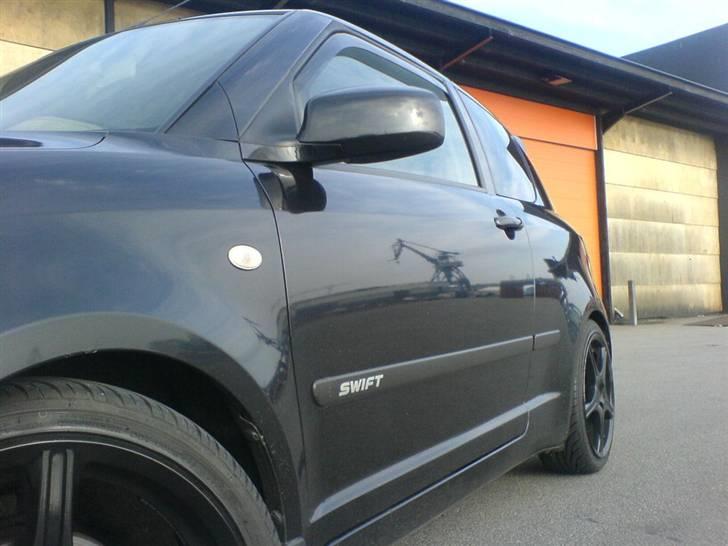 Suzuki Swift 3D 1,3 *SOLGT* billede 9