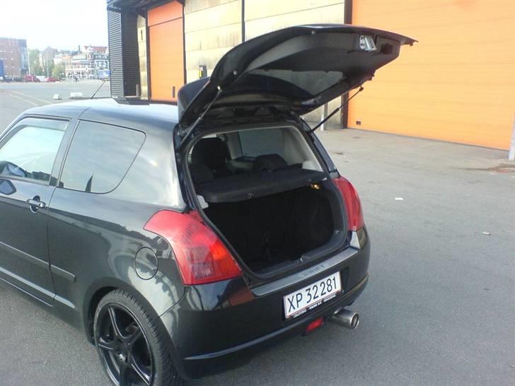 Suzuki Swift 3D 1,3 *SOLGT* billede 10