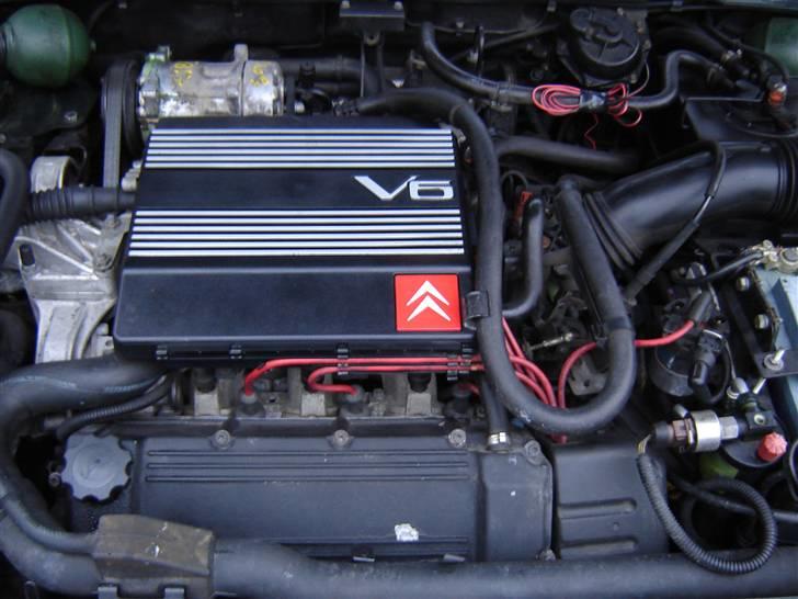 Citroën XM 3,0i V6 VSX Aut SOLGT - Hjertet! 3 liter, 12 ventiler og 170 villige hopper! billede 8