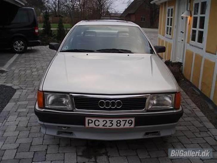 Audi 100 -SOLGT- billede 4