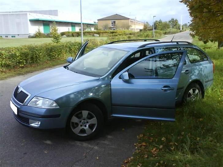 Skoda Octavia Combi Ambiente  billede 10